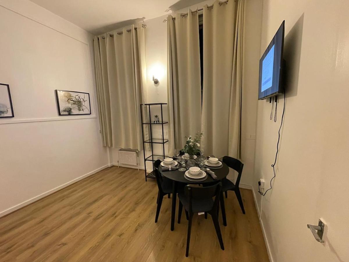 One Bedroom Flat B In Kentish Town *