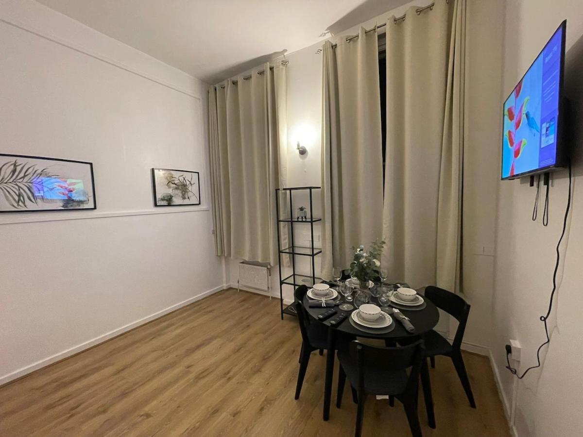One Bedroom Flat B In Kentish Town * Londres